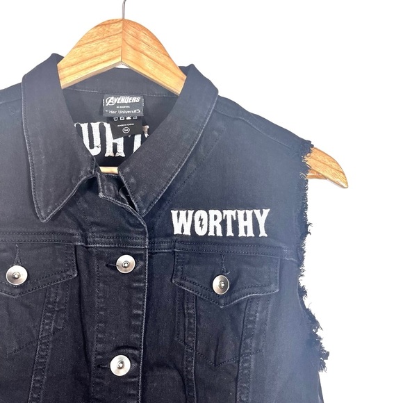 Her Universe Marvel Avengers Thor God Of Thunder Girls Denim Vest Size Small - Picture 8 of 10
